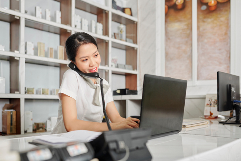 Serviço Terceirização de Recepcionista Valor Pindamonhangaba - Recepcionista Terceirizada